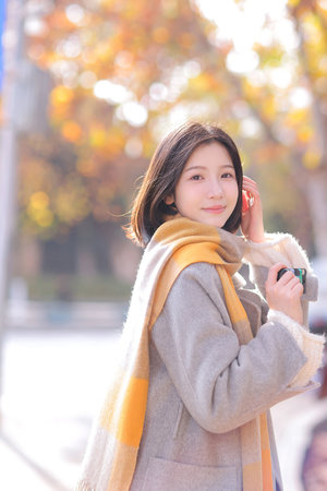 人妖伪娘黑丝动漫