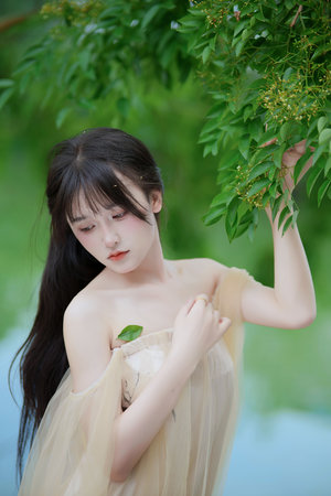 《桌球上的艳遇》韩国在线观看